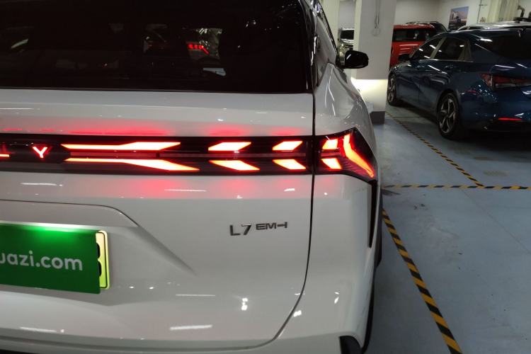 Used  L7 2025 EM-i 115km Exploration+ Edition