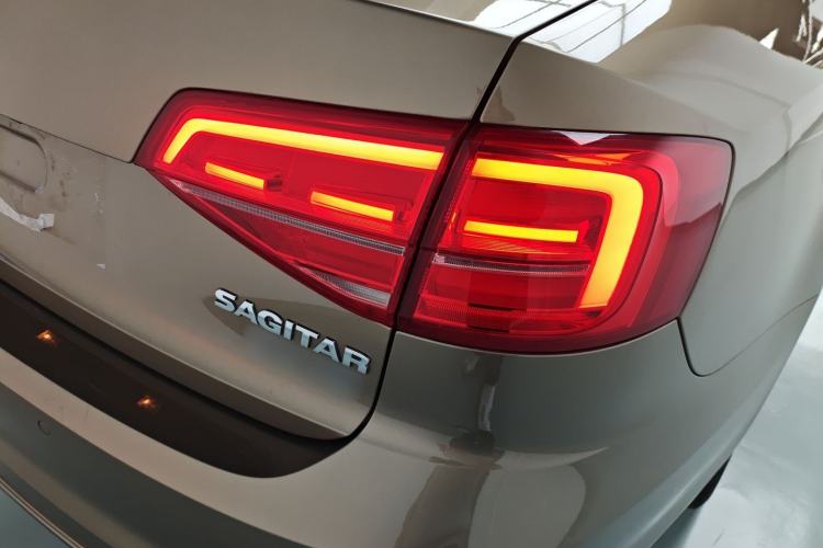 Used Volkswagen Sagitar 2017 230TSI Automatic Comfort Version