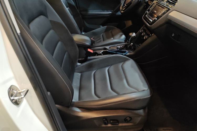 Used Volkswagen Tiguan L 2017 330TSI Automatic Two-Wheel Drive Luxury Edition