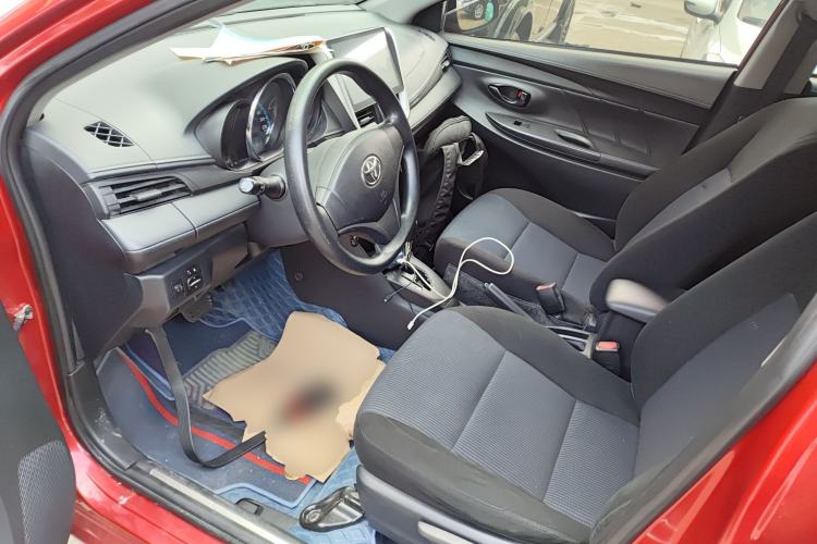 Used Toyota YARiS L 2016 Revised 1.5E CVT Charming Edition