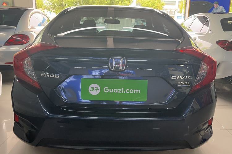 Used Honda Civic 2016 220TURBO CVT Prestige Edition
