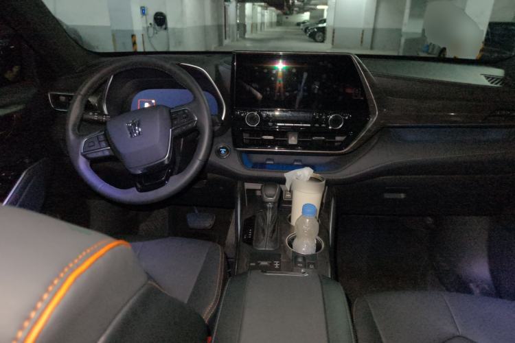 Used Toyota Crown Kluger 2024 2.5L HEV Four-Wheel Drive Premium Edition
