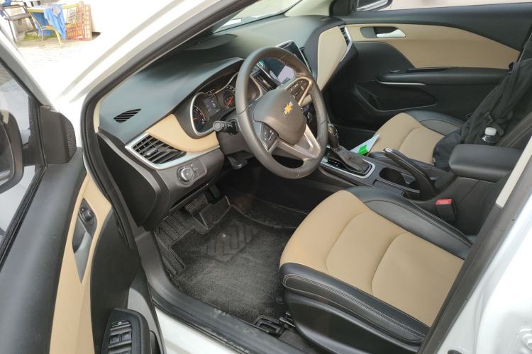 Used Chevrolet Monza 2021 320 Automatic Enjoyment Sunroof Edition
