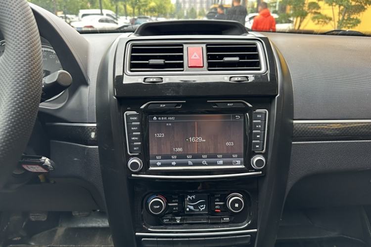 Used Haval H5 Classic 2015 2.0L Manual Two-Wheel Drive Entry-Level Trim
