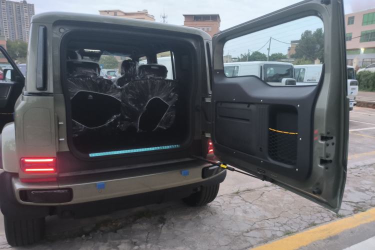 Used  V23 2025 401 Two-Wheel Drive Advanced Edition