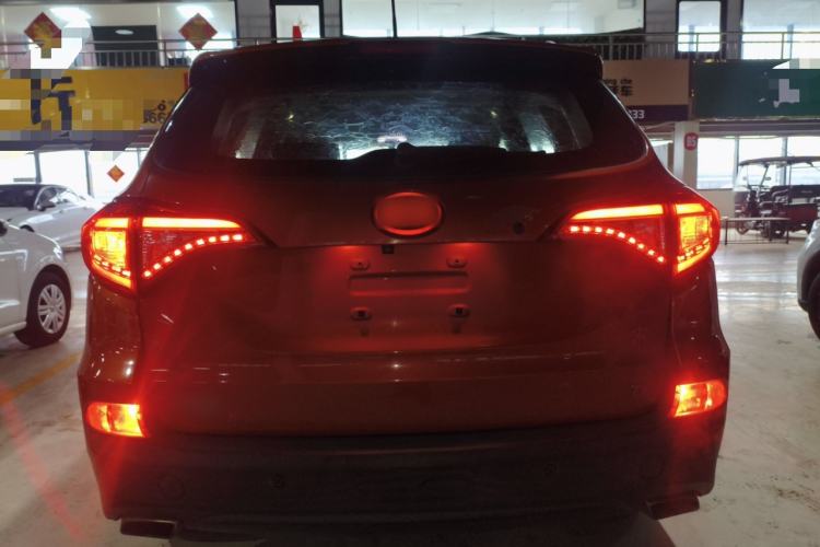 Used BYD Song 2016 Gaishi Edition 1.5TI Manual Haoya Model
