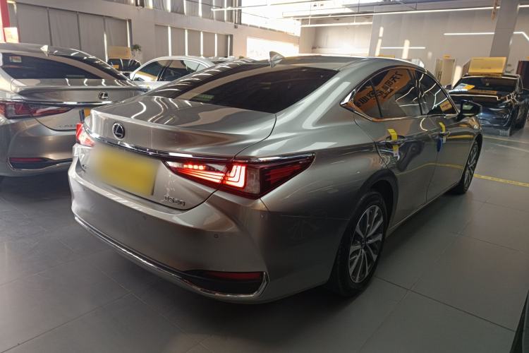 Used Lexus ES 2021 200 Luxury Edition
