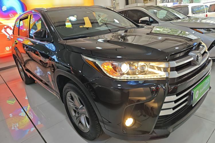 Used Toyota Highlander 2018 2.0T Four-Wheel Drive Luxury Version 7 Seats China VI Standard
