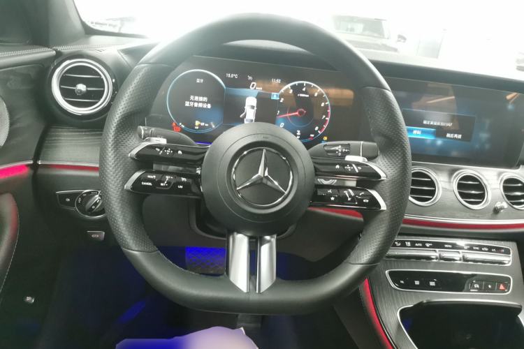 Used Mercedes-Benz E-Class 2021 Restyled E 260 Luxury Sports Edition
