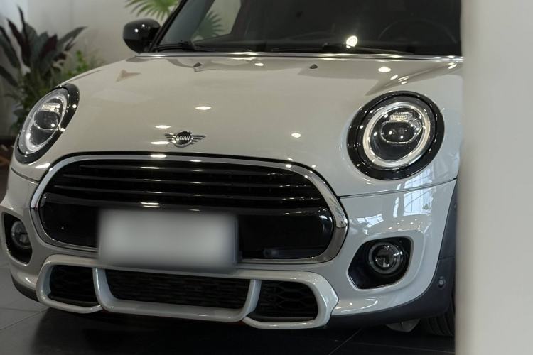 Used  MINI 2019 1.5T COOPER Artist Five-Door Edition
