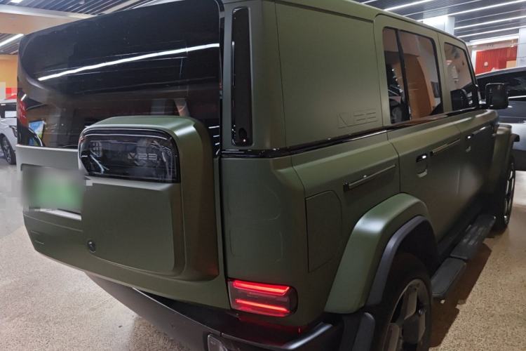 Used iCAR V23 2025 501 Four-Wheel Drive Intelligent Driving Version
