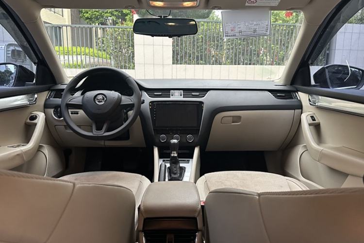 Used Skoda Octavia 2015 1.6L Automatic Yijie Edition
