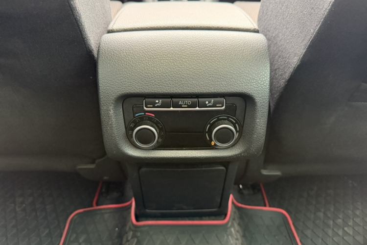 Used Volkswagen Sharan 2014 2.0 TSI Standard Model