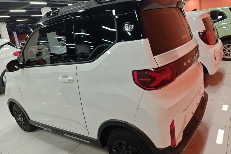 Used Wuling Hongguang MINIEV 2022 GAMEBOY 200km Gaming Edition with Lithium Iron Phosphate
