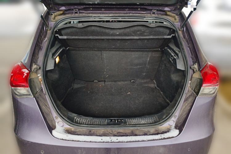 Used MG 5 2012 1.5L Automatic Luxury Edition
