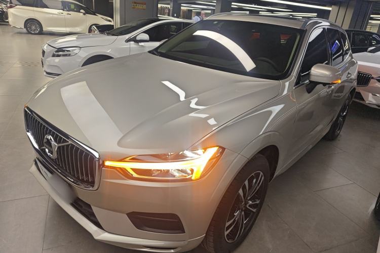 Used Volvo XC60 2019 T5 4x4 Zhiyuan Edition China VI Standard