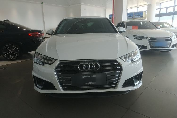 Used Audi A4L 2019 40 TFSI Fashion Version China V