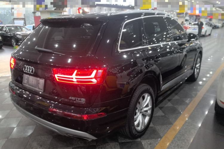 Used Audi Q7 2018 45 TFSI Technology Edition
