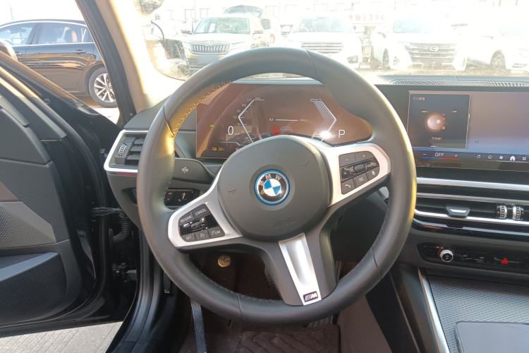 Used BMW i3 2023 eDrive 40 L Midnight Edition
