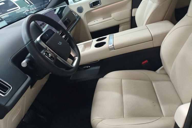 Used Li Auto L7 2024 Ultra Model
