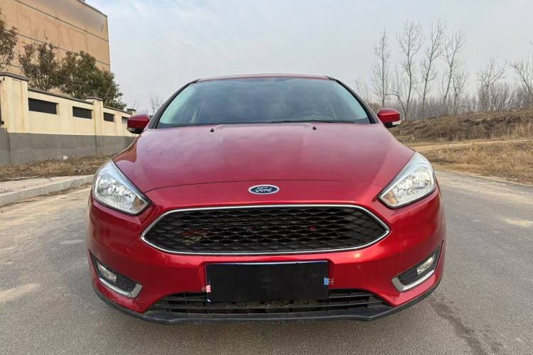 Used Ford Focus 2015 Hatchback 1.6L Automatic Fashion Edition
