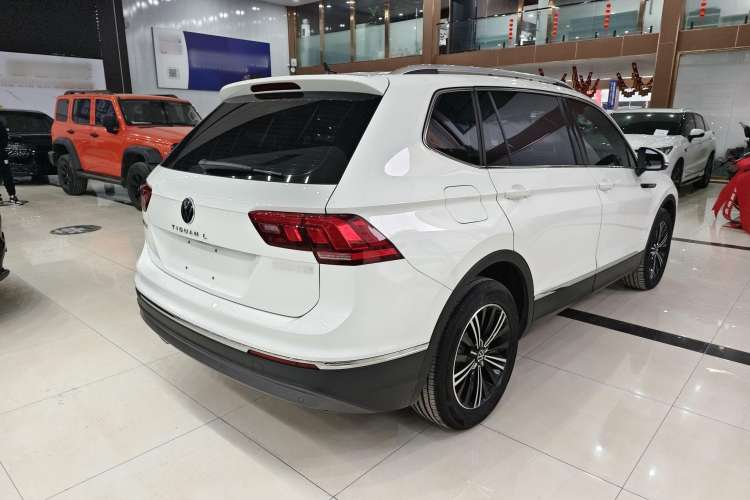 Used Volkswagen Tiguan L 2021 330TSI Automatic Two-Wheel Drive Smart Edition
