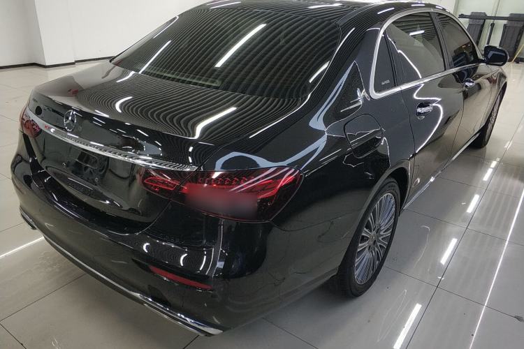 Used Mercedes-Benz E-Class 2021 E 260 L
