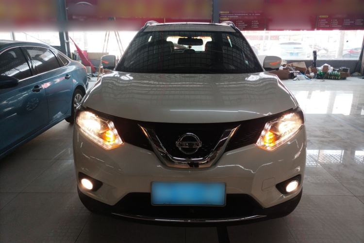 Used Nissan X-Trail 2015 2.0L CVT Comfort MAX Edition 2WD
