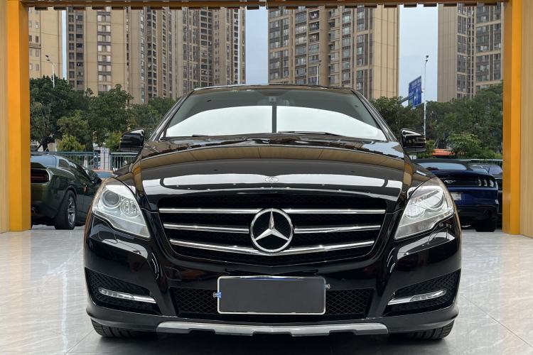 Used Mercedes-Benz R-Class 2017 R 320 4MATIC Business Edition Prestige Model
