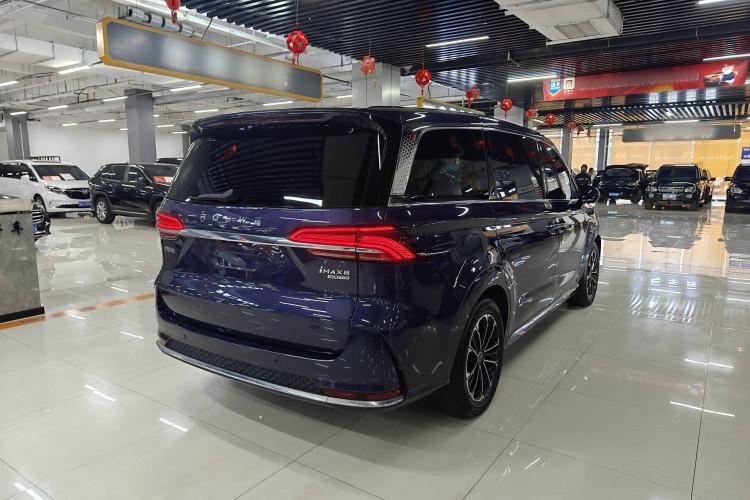 Used Roewe iMAX8 2022 400TGI Prestige Edition
