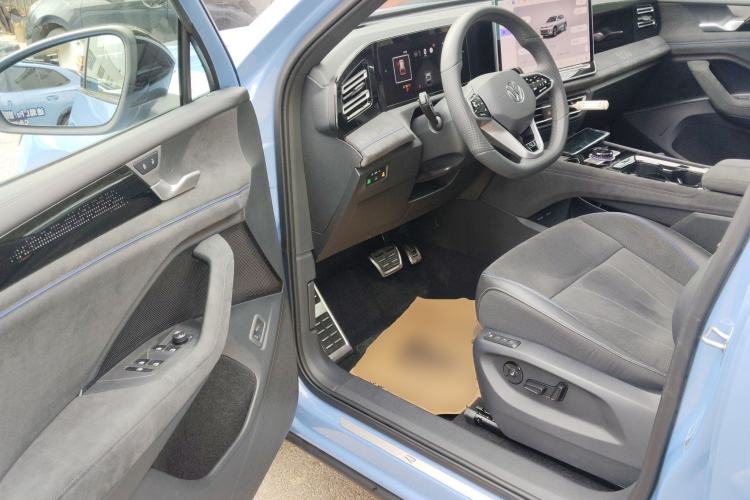 Used Volkswagen Tiguan L 2024 PRO 380TSI Four-Wheel Drive R-Line Prestige Edition