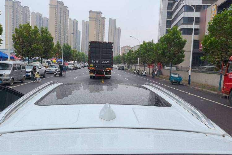 Used Buick Envision 2022 Encore S 552T Two-Wheel-Drive Luxury Model
