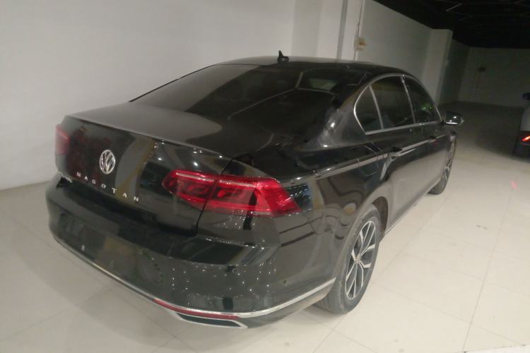 Used Volkswagen Magotan 2020 330TSI DSG Leading Model
