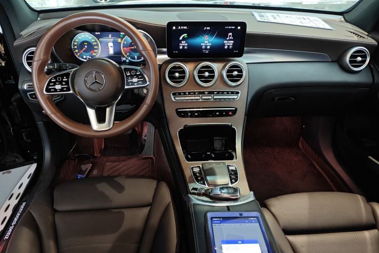 Used Mercedes-Benz GLC 2021 GLC 260 L 4MATIC Luxury Model