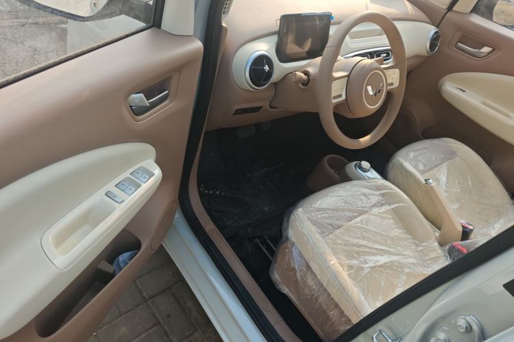 Used Wuling Hongguang MINIEV 2025 Four-Door Version Advanced Edition
