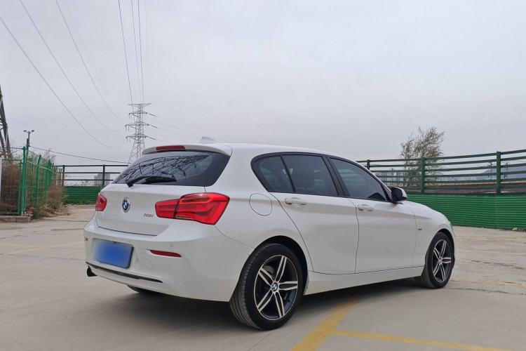Used BMW 1 Series 2018 118i Sport Design Package
