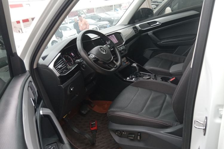 Used Volkswagen Tayron 2022 330TSI Two-Wheel Drive Luxury Smart Connectivity Version