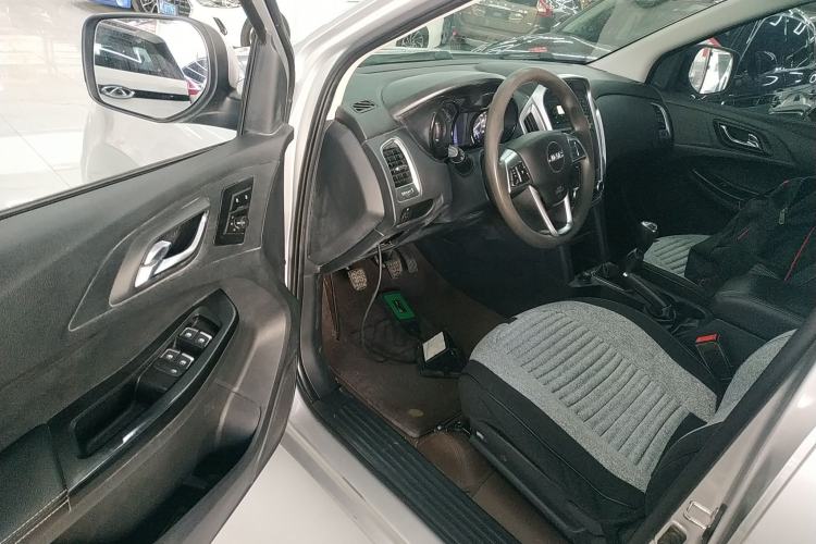 Used JMC Baodian 2020 2.5T Diesel Two-Wheel Drive Comfort Edition Long Wheelbase JX4D25A6L
