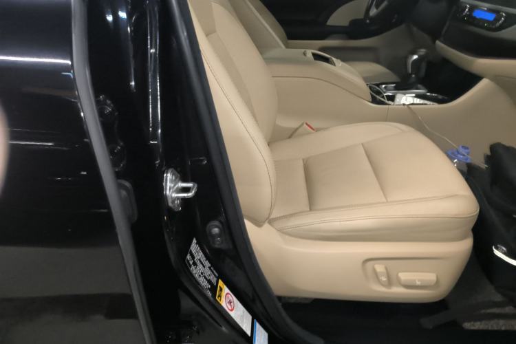 Used Toyota Highlander 2015 2.0T Four-Wheel Drive Luxury Edition 7-Seater