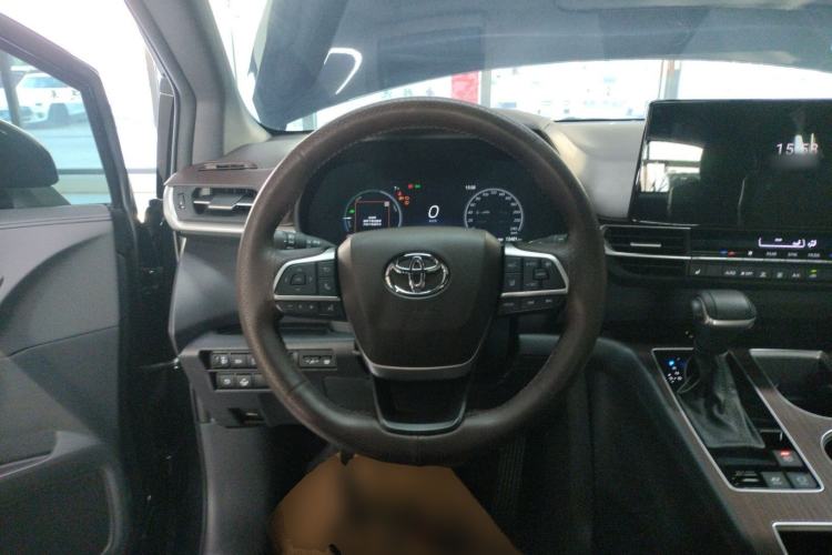 Used Toyota Granvia 2024 2.5L Hybrid Prestige PLUS Four-Wheel Drive Version