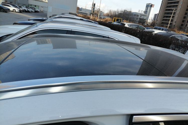 Used Mercedes-Benz GLC 2017 GLC 260 4MATIC Luxury Model