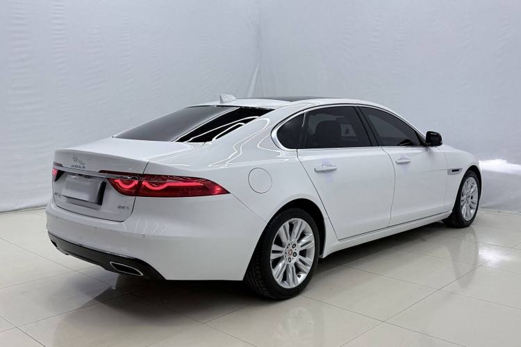 Used Jaguar XFL 2018 XFL 2.0T 250 PS Luxury Edition
