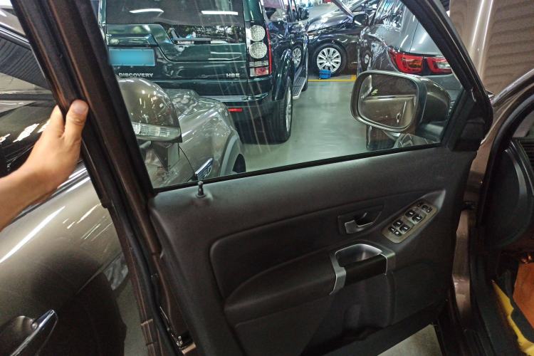 Used Volvo XC Classic 2014 T5 Luxury Edition
