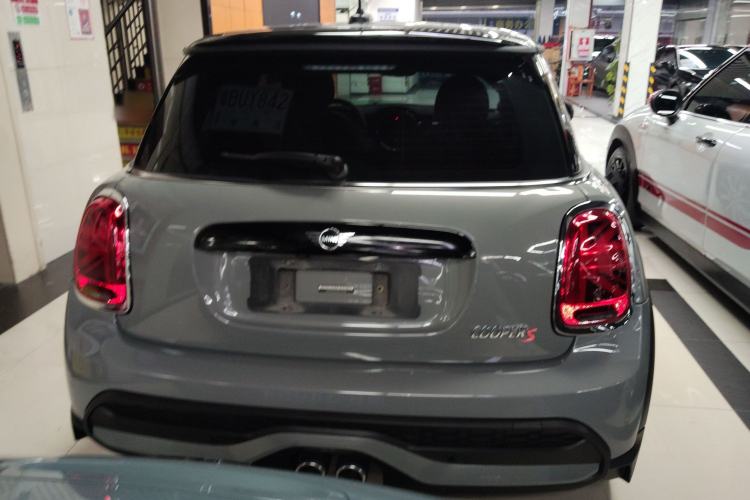 Used  MINI 2022 2.0T COOPER S Classic Edition
