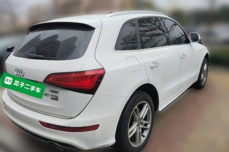 Used Audi Q5 2018 Collector's Edition 40 TFSI Technology Model