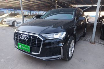 Used Audi Q7 2023 45 TFSI quattro S line Sport model