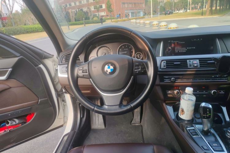 Used BMW 5 Series 2014 525Li Luxury Design Package
