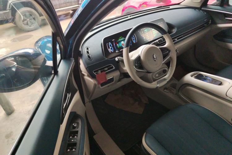 Used ORA Good Cat 2023 401 km Standard Range Luxury Version Lithium Iron Phosphate