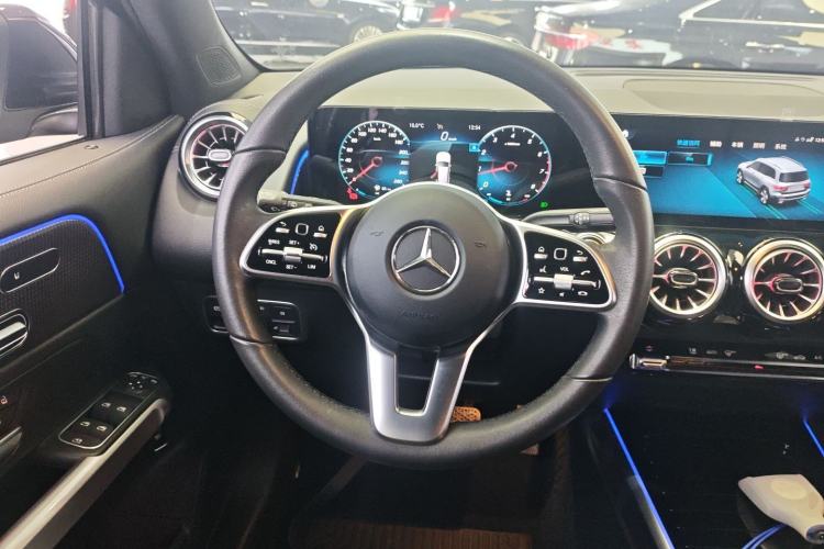 Used Mercedes-Benz GLB 2021 GLB 200 Fashion Model