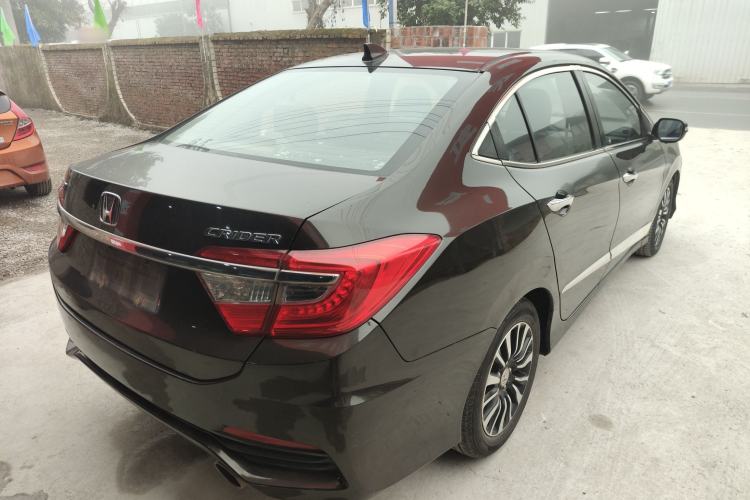 Used Honda Crider 2013 1.8L automatic comfort version

